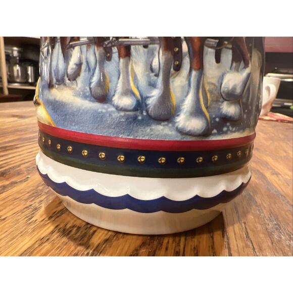 Budweiser Guiding The Way Home 7” Stein Lighthouse Christmas Vintage 2002 EXC!!! - Picture 9 of 10